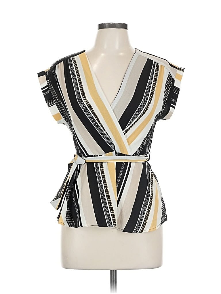 Pre-owned Monteau Sleeveless Blouse In Yellow