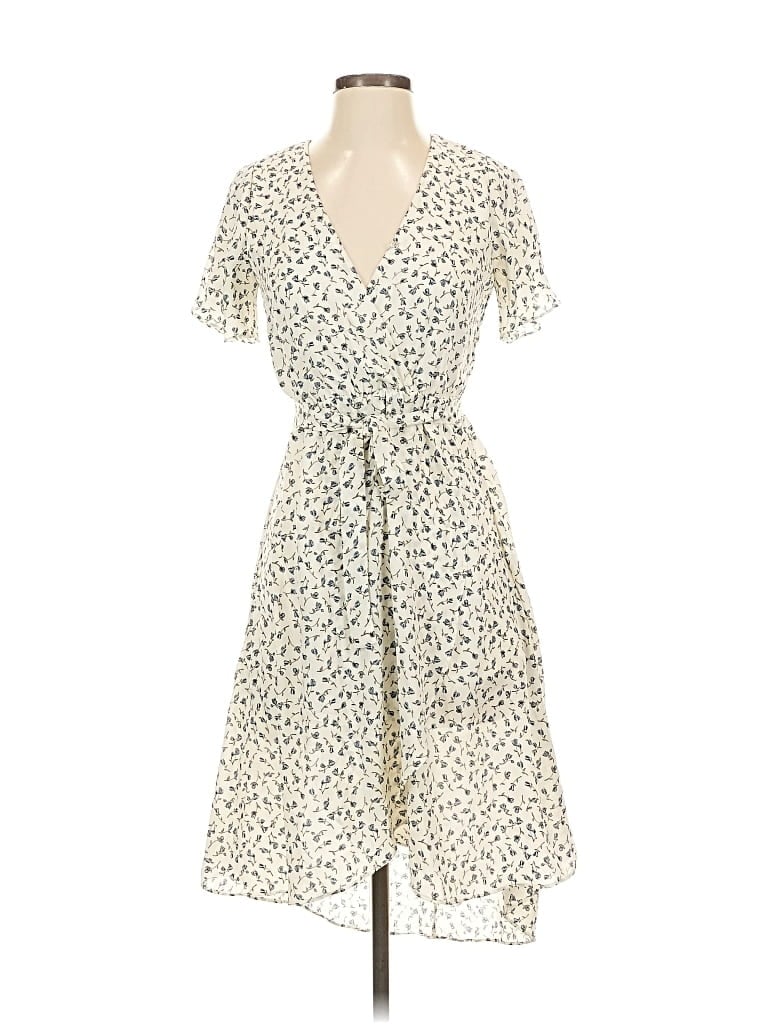 Pre-owned Sienna Sky Casual Dress In White