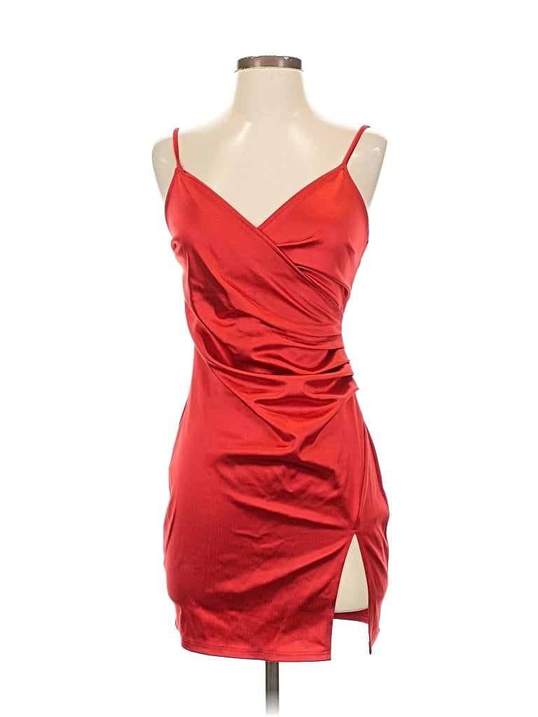 Pre-owned Unbranded Cocktail Dress In Red