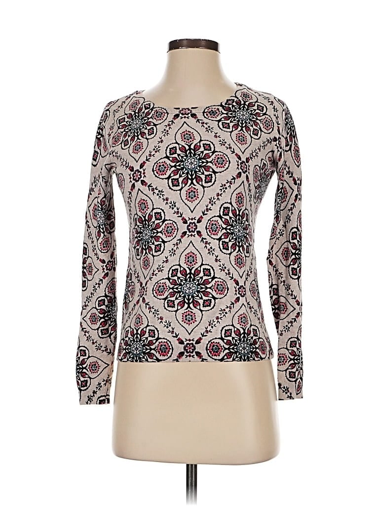 Pre-owned Old Navy Pullover Sweater In White