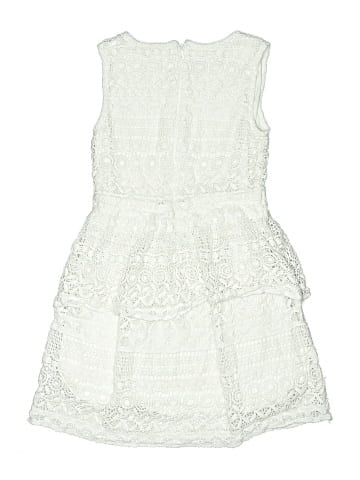 Peek... Dress (view 2)