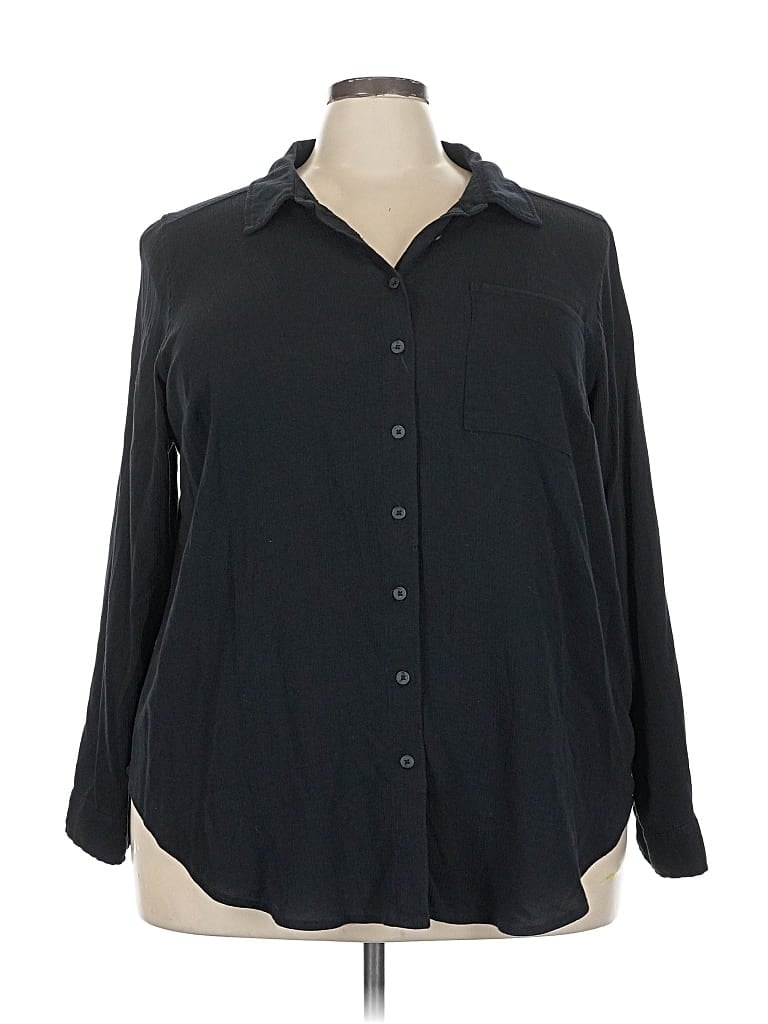 Pre-owned Torrid 3/4 Sleeve Button Down Shirt In Black
