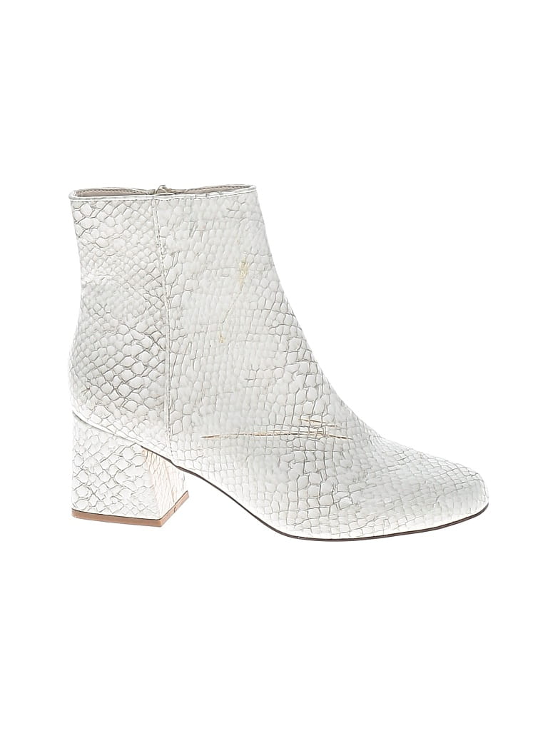 Pre-owned Steve Madden Boots In Gray