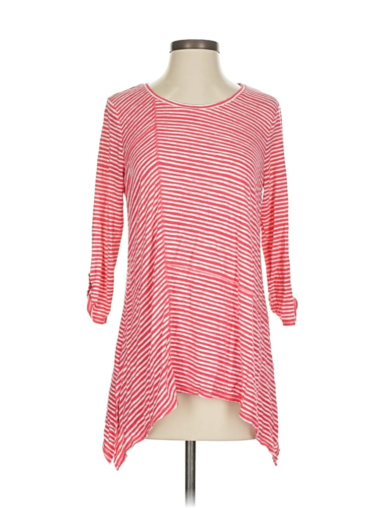 Pre-owned Zenergy By Chico's 3/4 Sleeve T-shirt In Red