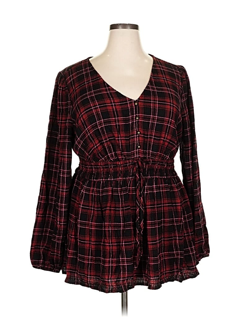 Pre-owned Torrid Long Sleeve Blouse In Burgundy