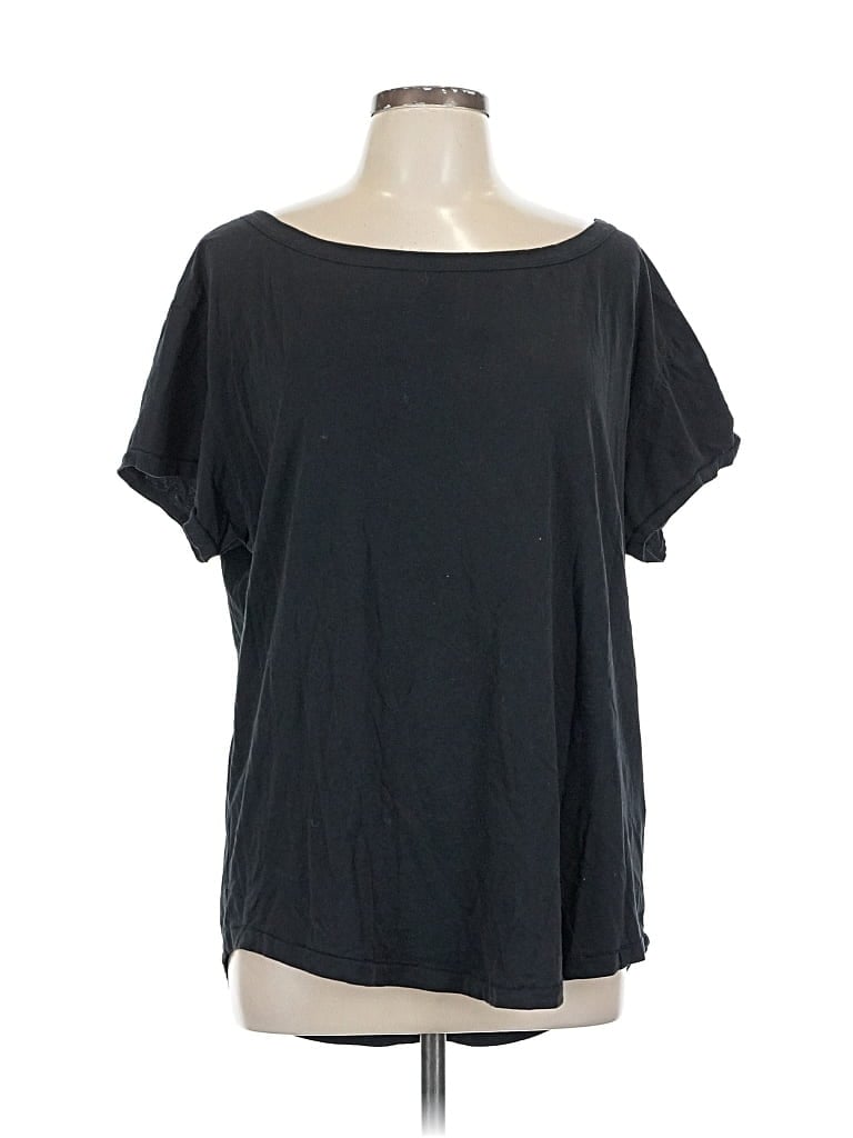 Pre-owned Fabletics Short Sleeve T-shirt In Black
