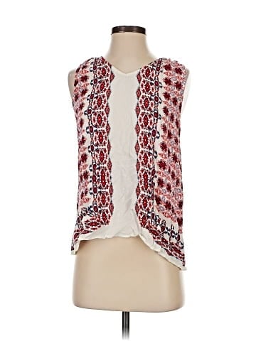 Lucy & Laurel Tank Top (view 1)