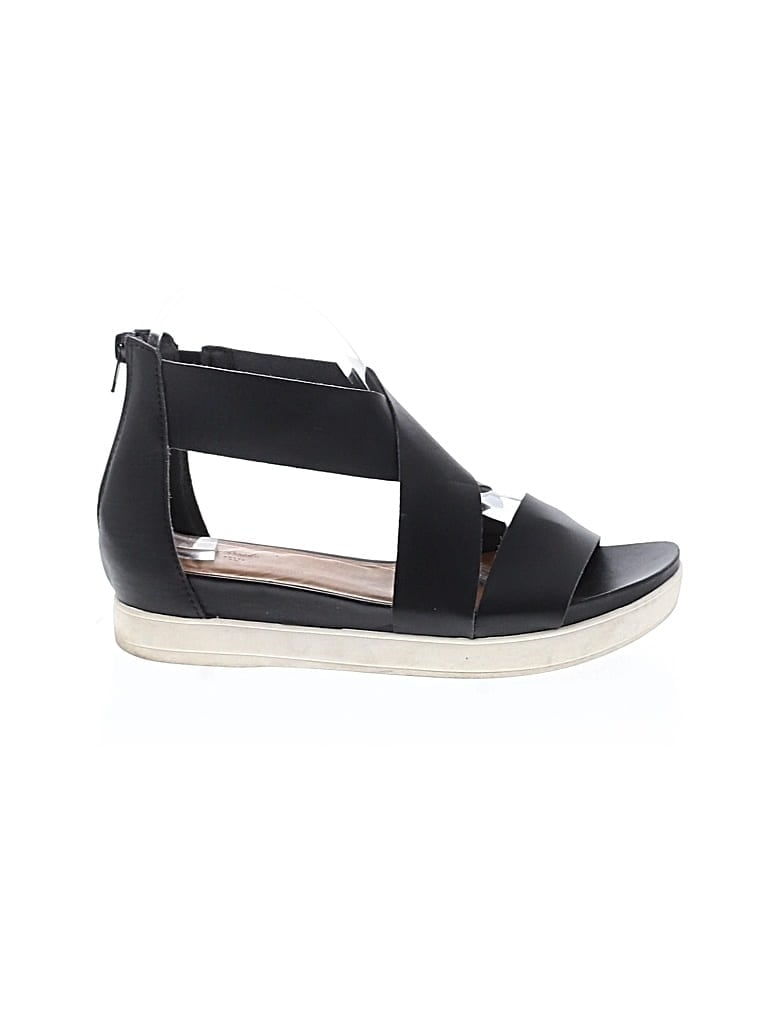 Pre-owned Universal Thread Sandals In Black