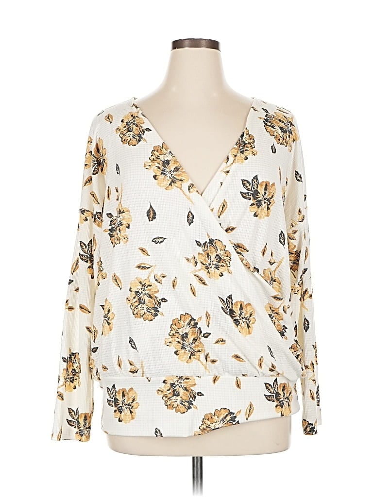 Pre-owned Maurices Long Sleeve Blouse In White