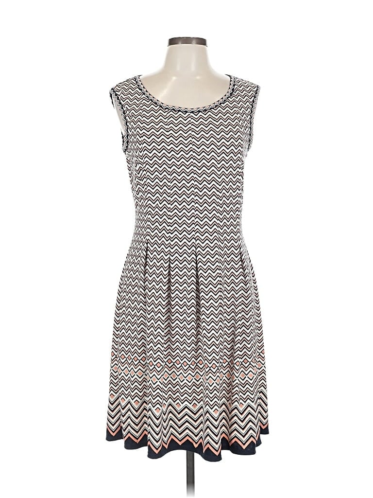 Pre-owned Max Studio Casual Dress In Gray