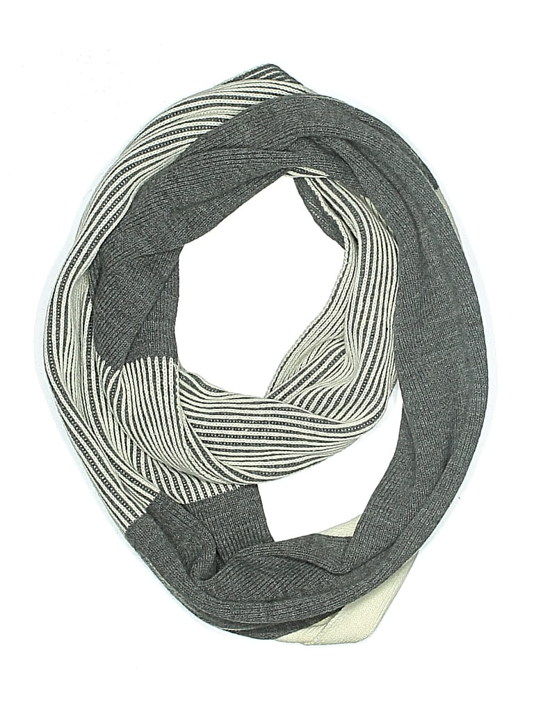 Pre-owned Calvin Klein Scarf In Gray