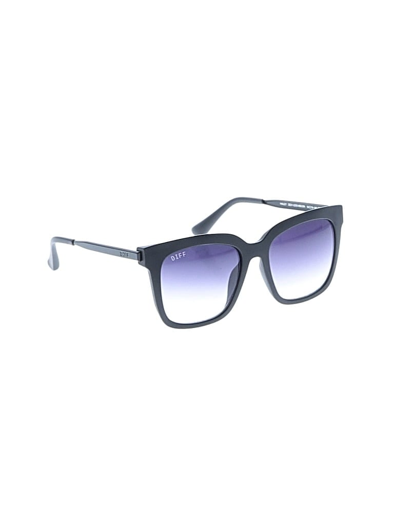 Pre-owned Diff Sunglasses In Black