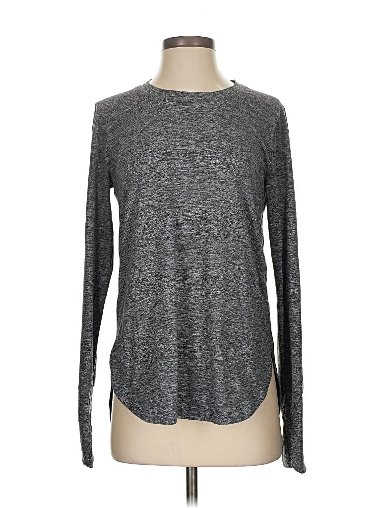 Pre-owned Athleta Long Sleeve T-shirt In Gray