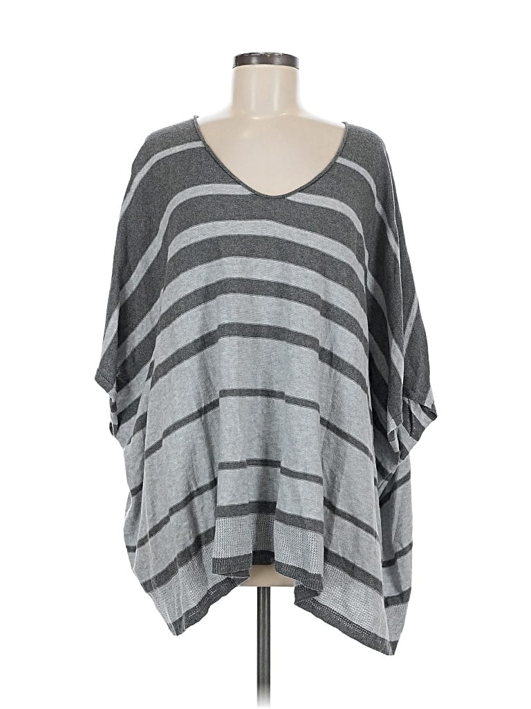 Pre-owned Eileen Fisher Poncho In Gray