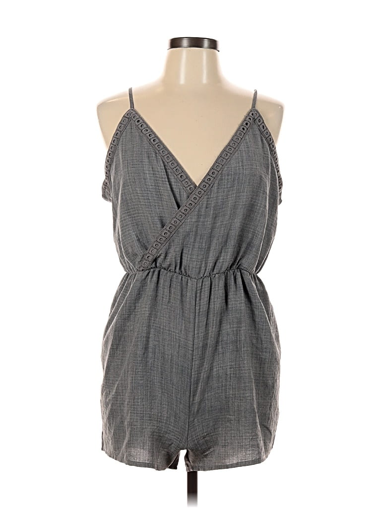 Pre-owned Cozy Casuals Romper In Gray