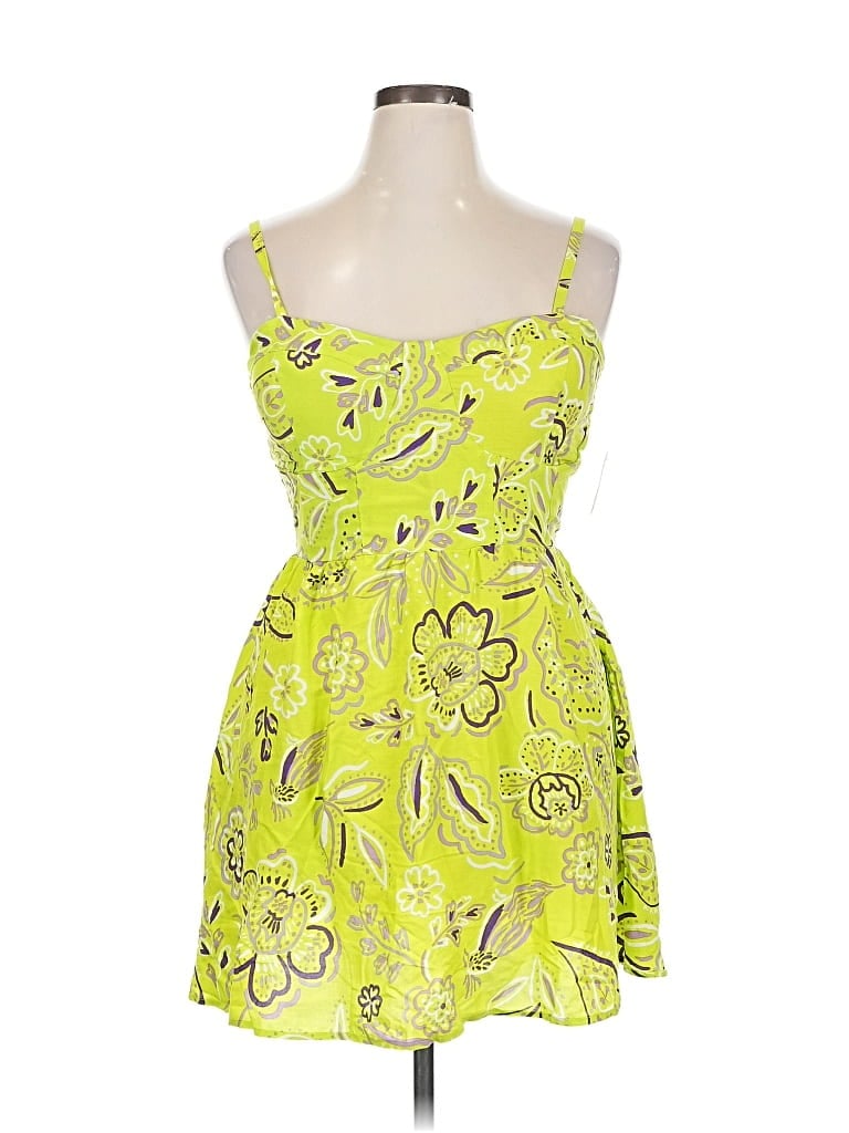 Jolie & Joy Cocktail Dress In Yellow