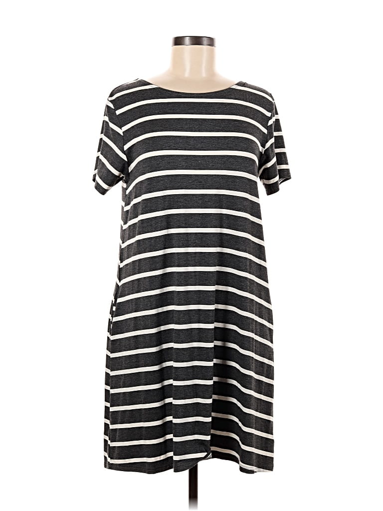 Pre-owned Yelete Casual Dress In Gray