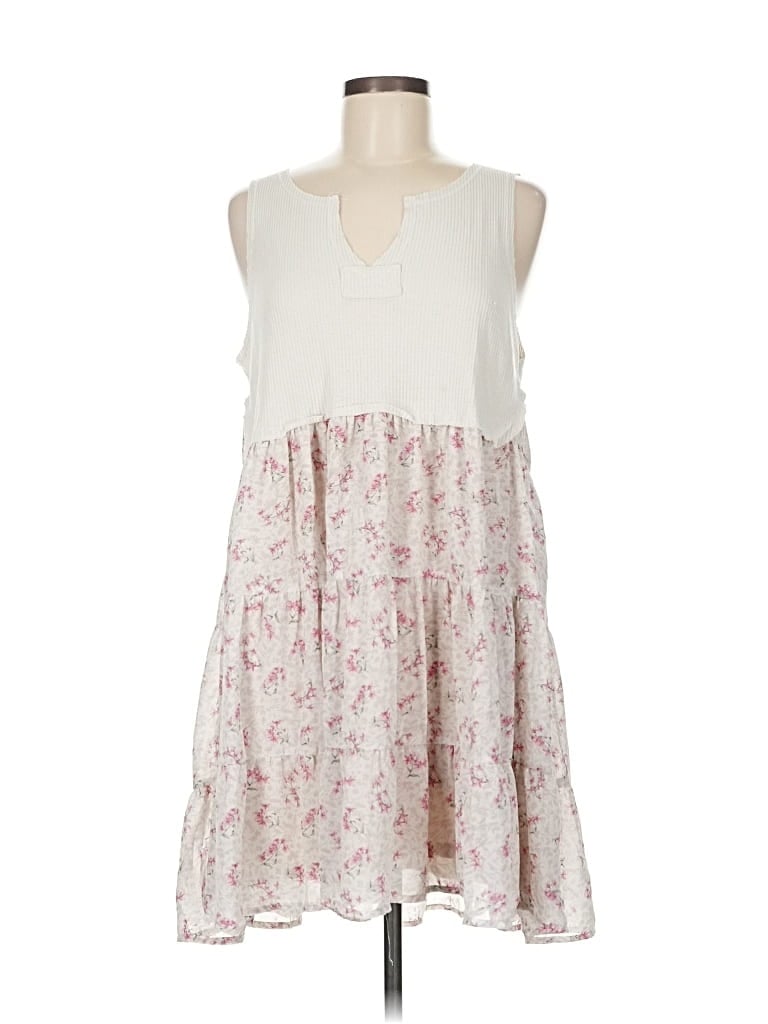 Pre-owned Entro Casual Dress In White