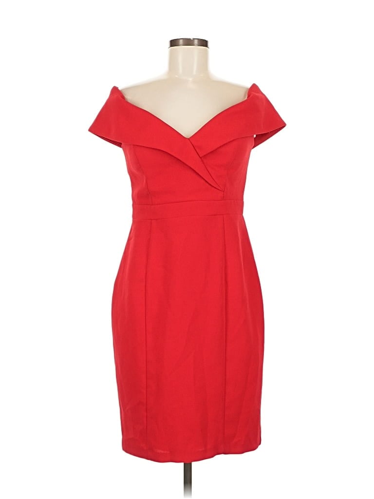 Pre-owned Xscape Cocktail Dress In Red