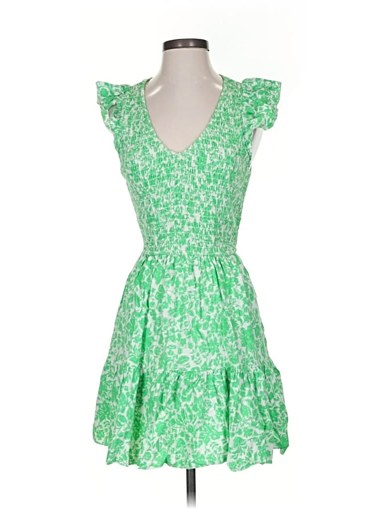 Pre-owned Universal Thread Cocktail Dress In Green