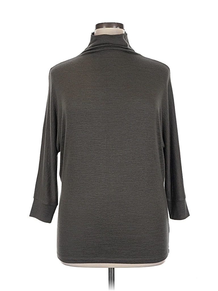 Pre-owned Nic + Zoe 3/4 Sleeve Top Green Turtleneck Tops