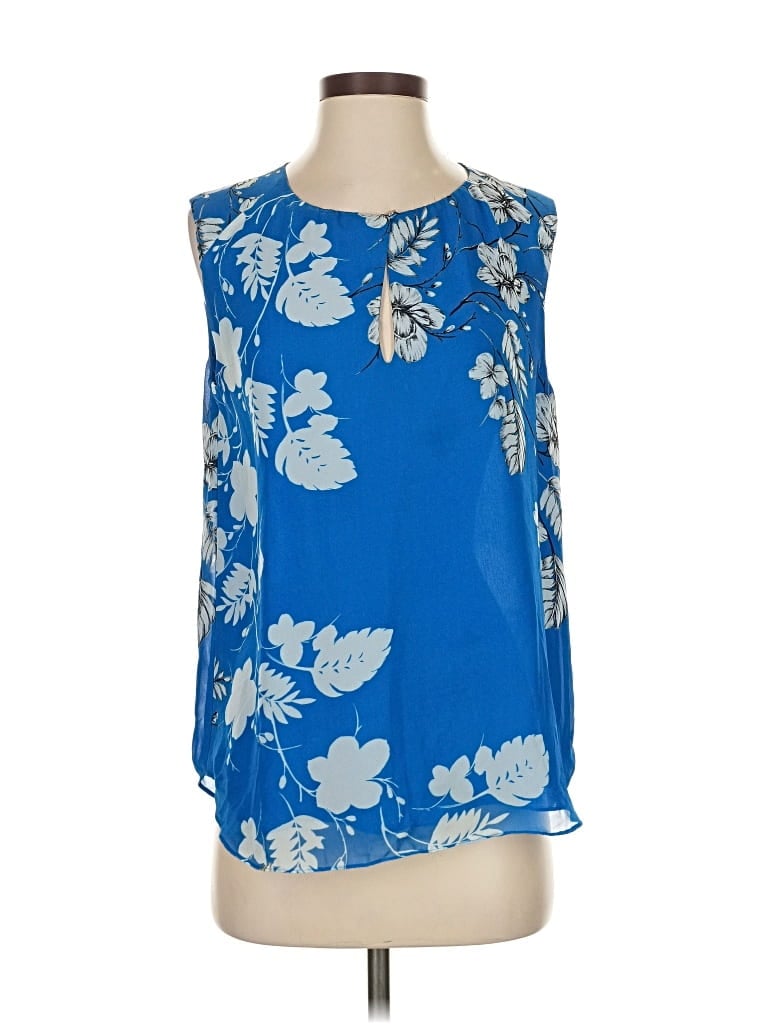 Pre-owned Vince Camuto Sleeveless Blouse In Blue