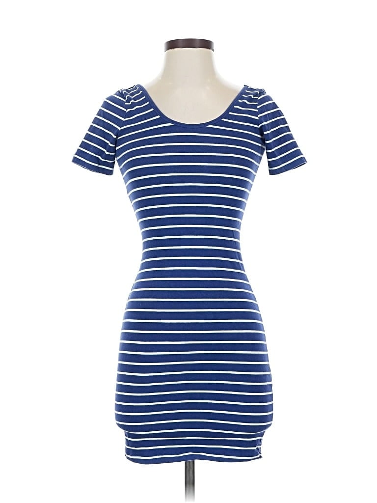 Pre-owned Xxi Casual Dress In Blue