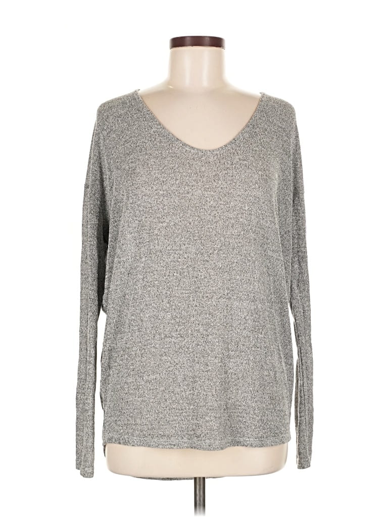 Pre-owned Lulus Long Sleeve T-shirt In Gray