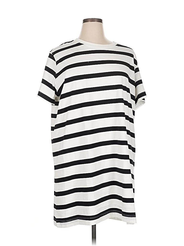 Pre-owned H&m Casual Dress In White