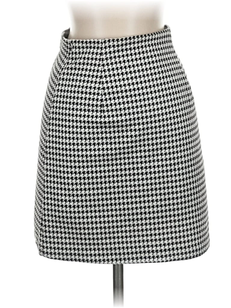 Pre-owned Divided By H&m Casual Skirt In Gray