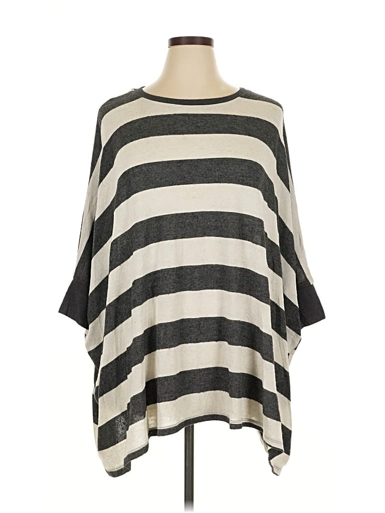 Pre-owned Cherish Poncho In Gray