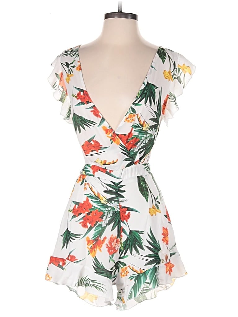 Pre-owned Prettylittlething Romper In White