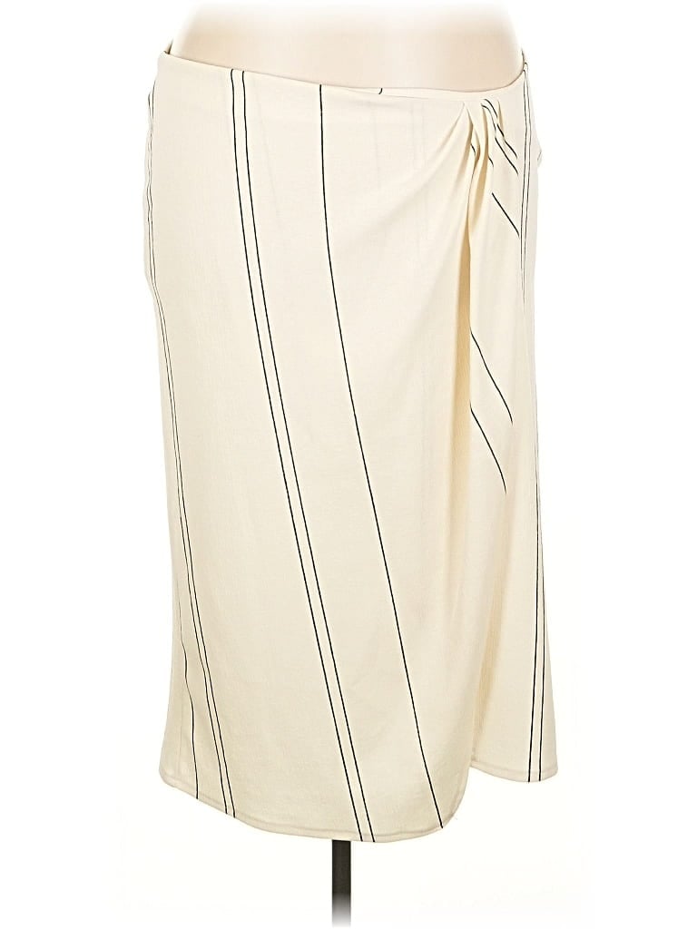 Pre-owned H&m Casual Skirt In White