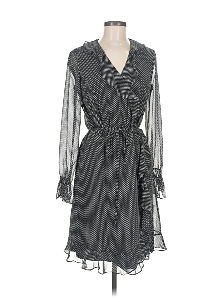 Pre-owned Roz & Ali Casual Dress In Gray