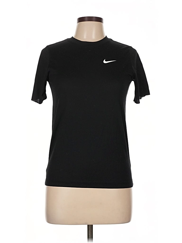 Pre-owned Nike Active T-shirt In Black
