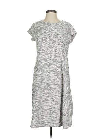 Old Navy Casual Dress (view 1)