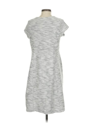 Old Navy Casual Dress (view 2)