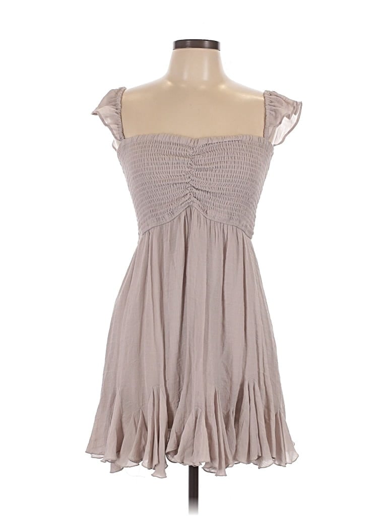 Pre-owned Aakaa Casual Dress In Gray