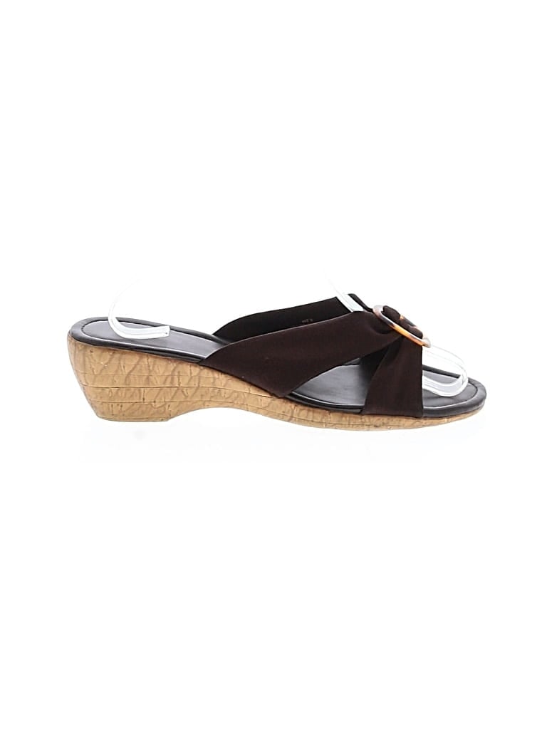 Pre-owned Karen Scott Sandals In Brown