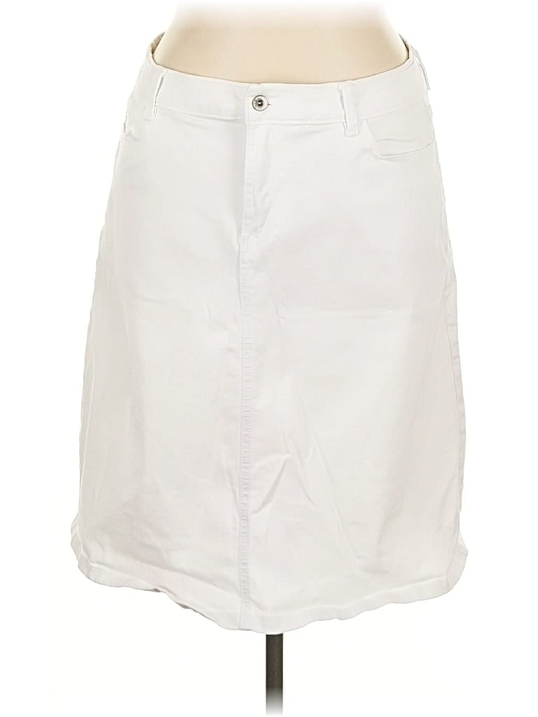 Pre-owned Liz Claiborne Casual Skirt In White