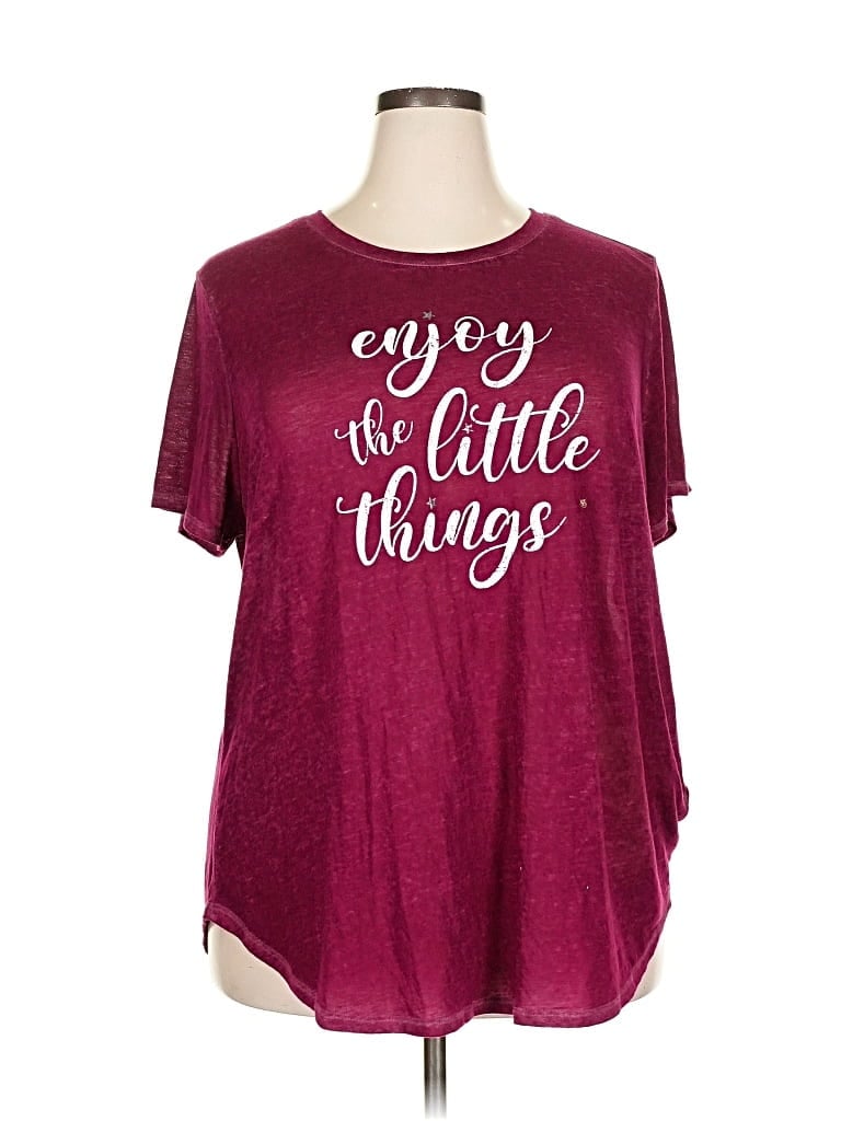 Pre-owned Maurices Short Sleeve T-shirt In Burgundy