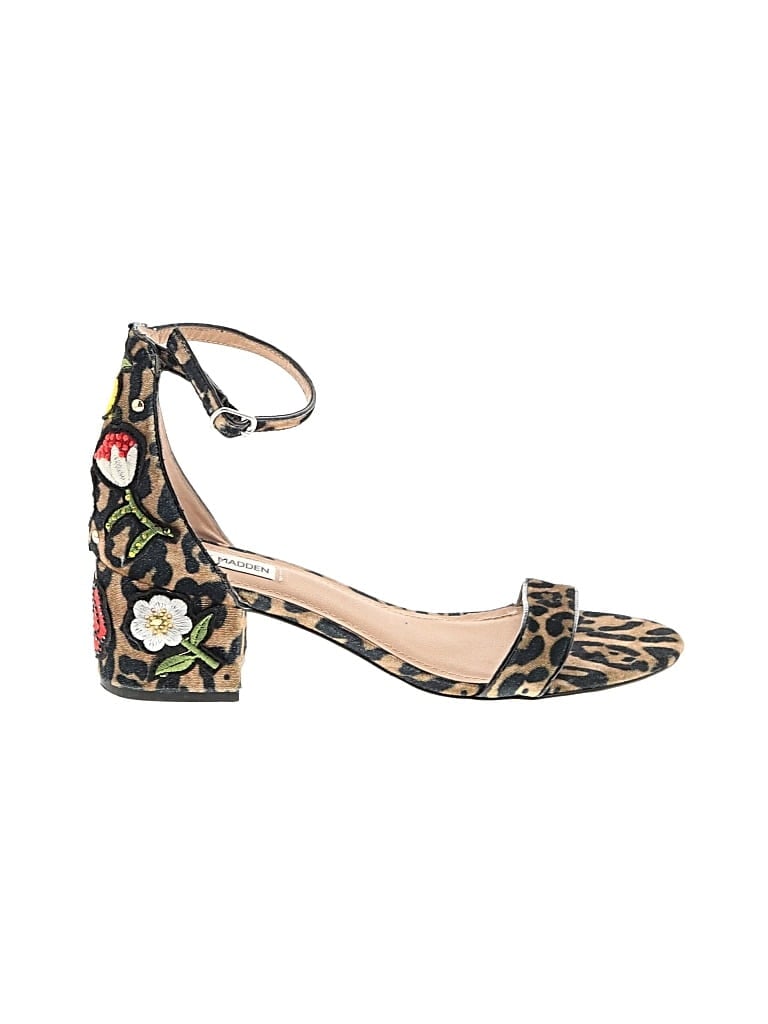 Pre-owned Steve Madden Heels In Brown