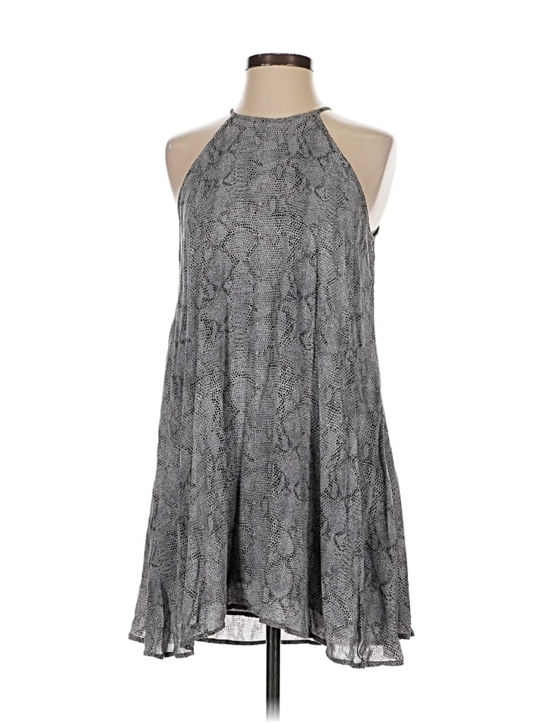 Pre-owned Bella Dahl Casual Dress In Gray
