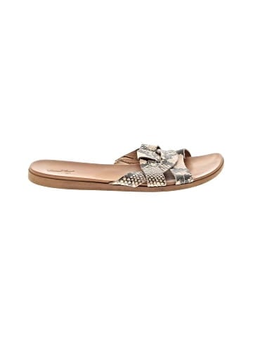 Universal Thread Sandals (view 1)