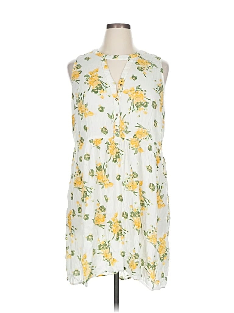 Pre-owned True Craft Casual Dress In White