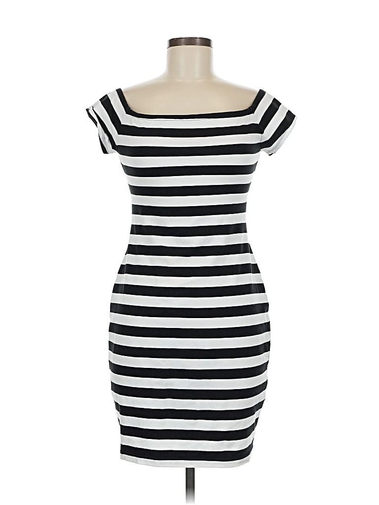 Pre-owned Express Casual Dress In White