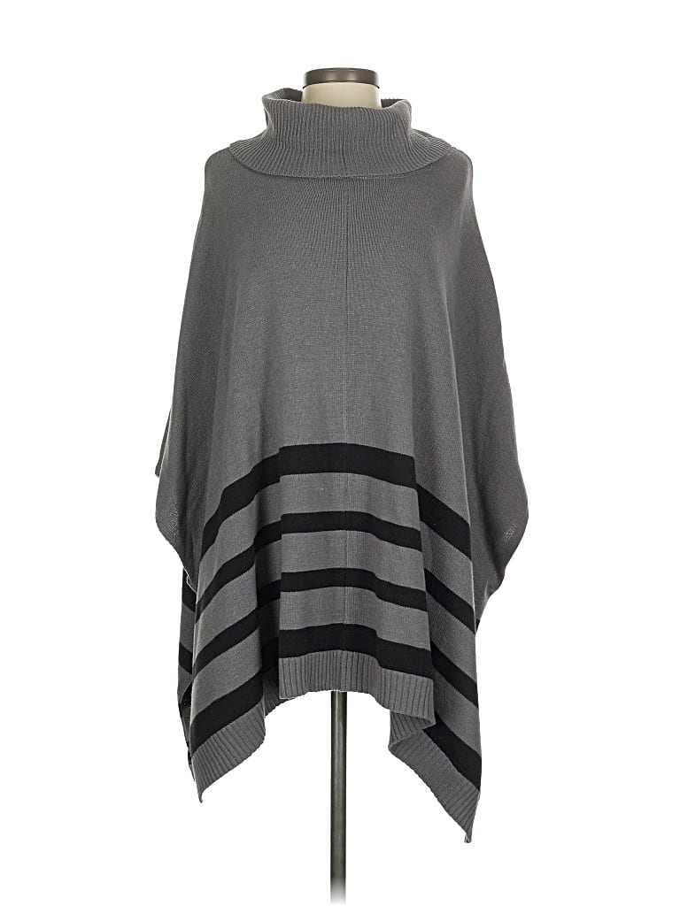 Pre-owned Jaclyn Smith Poncho In Gray