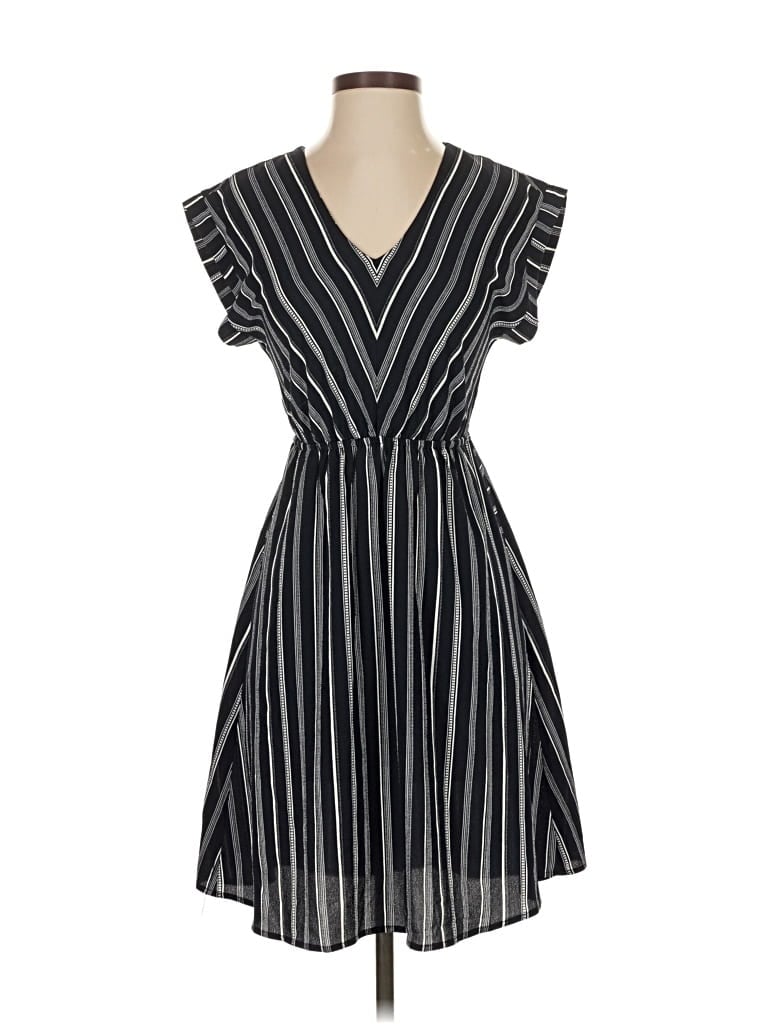 Pre-owned Monteau Casual Dress In Black