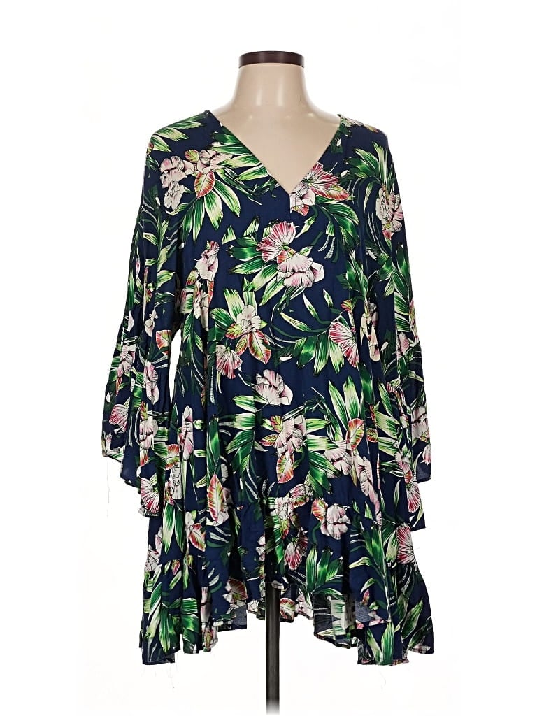 Pre-owned Label Of Love Kimono In Green