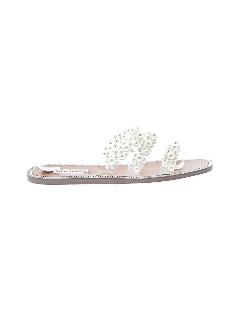 Pre-owned Steve Madden Sandals In White